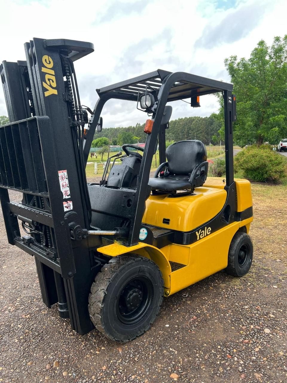 Yale autoelevador 2.5tn Diesel