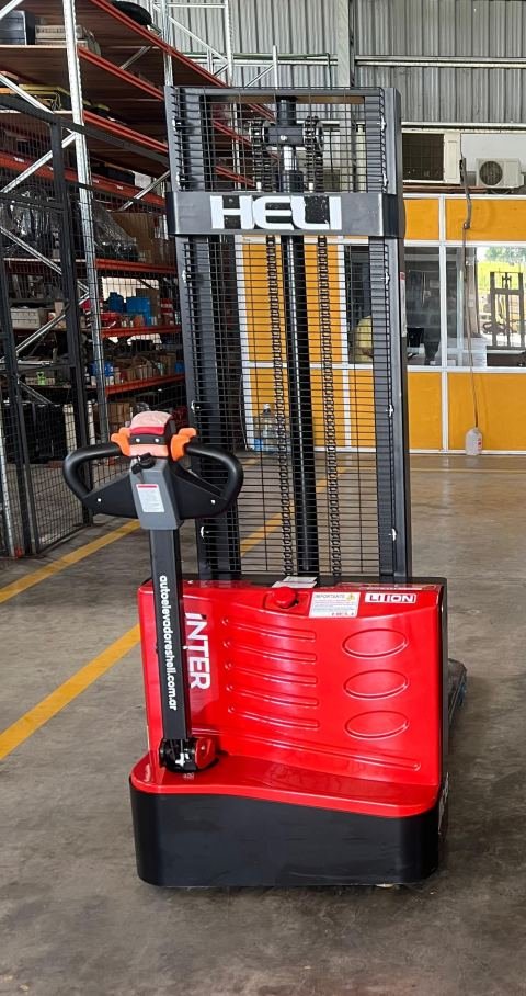 Heli Apiladora 3000mm
