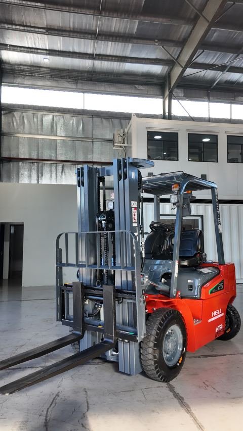 Heli Autoelevador 3700mm