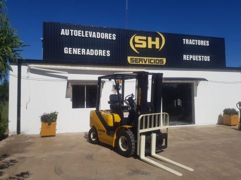 Hyster Autoelevador 4800mm
