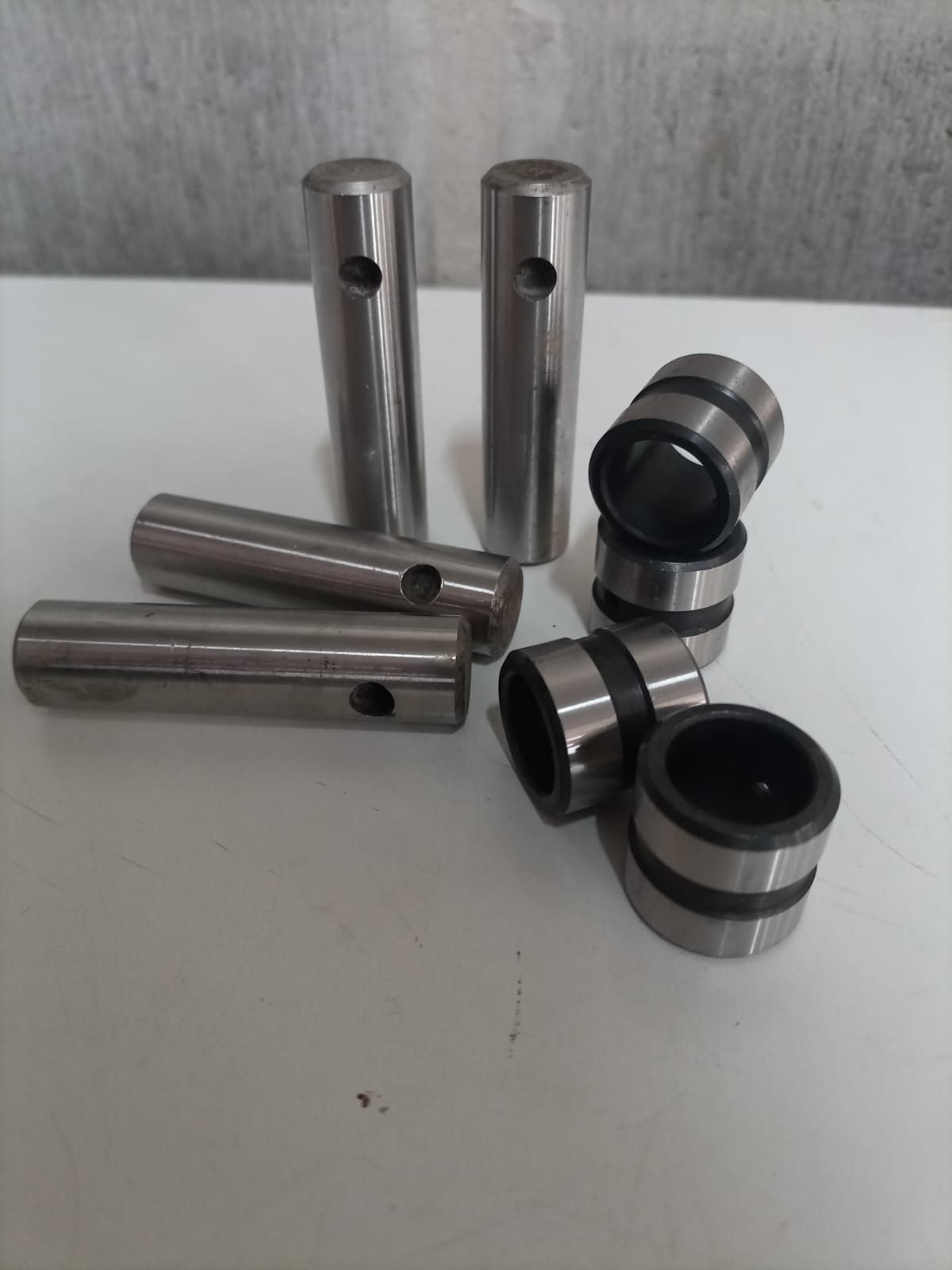 Perno y Bujes de Direccion