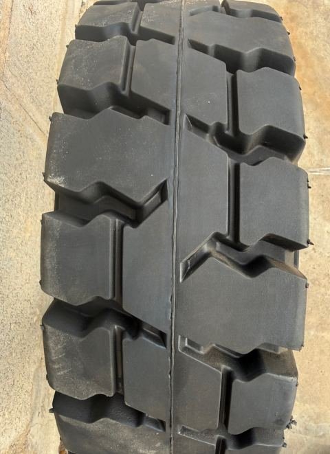 Friendway Cubierta Maciza 18x7-8
