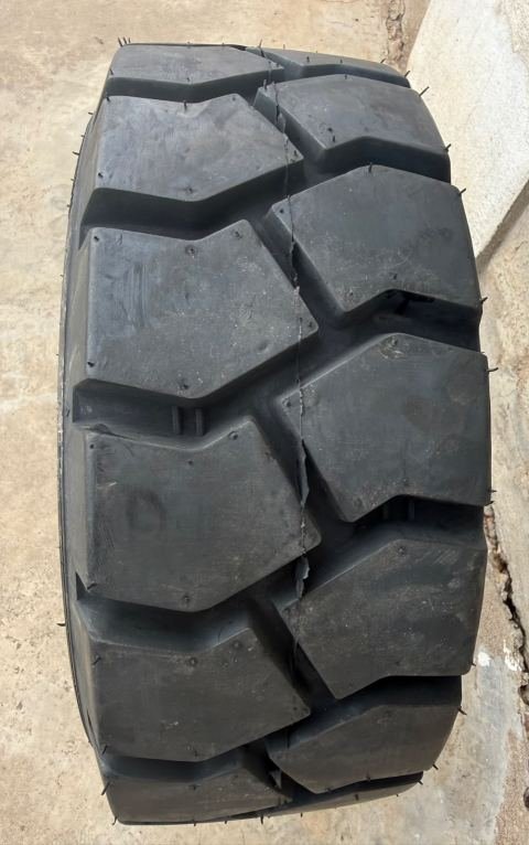 Toptrust Cubierta Neumatica 18x7-8