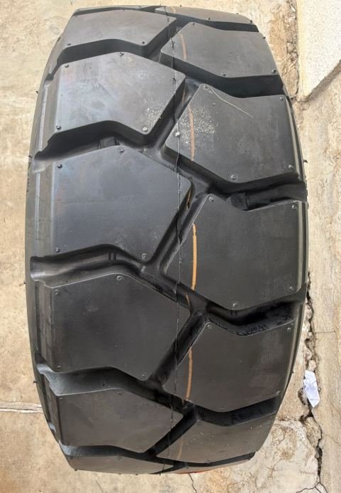 CST Cubierta Neumatica 18x7-8
