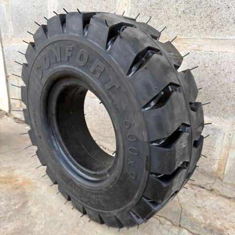 Wheelpam Cubierta Maciza 600x9 Confort