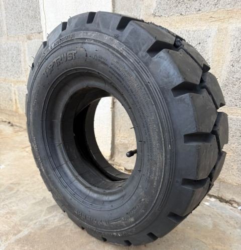 Toptrust Cubierta Neumatica 18x7-8